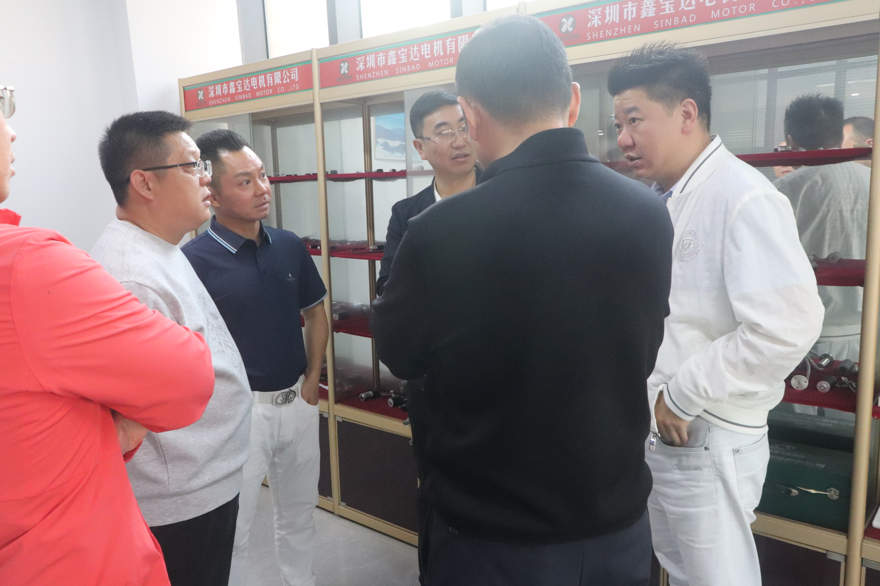 2025.4.7 Warmly welcome customers to visit our company to guide the work! 2025.4.7 Warmly welcome customers to visit our company to guide the work!