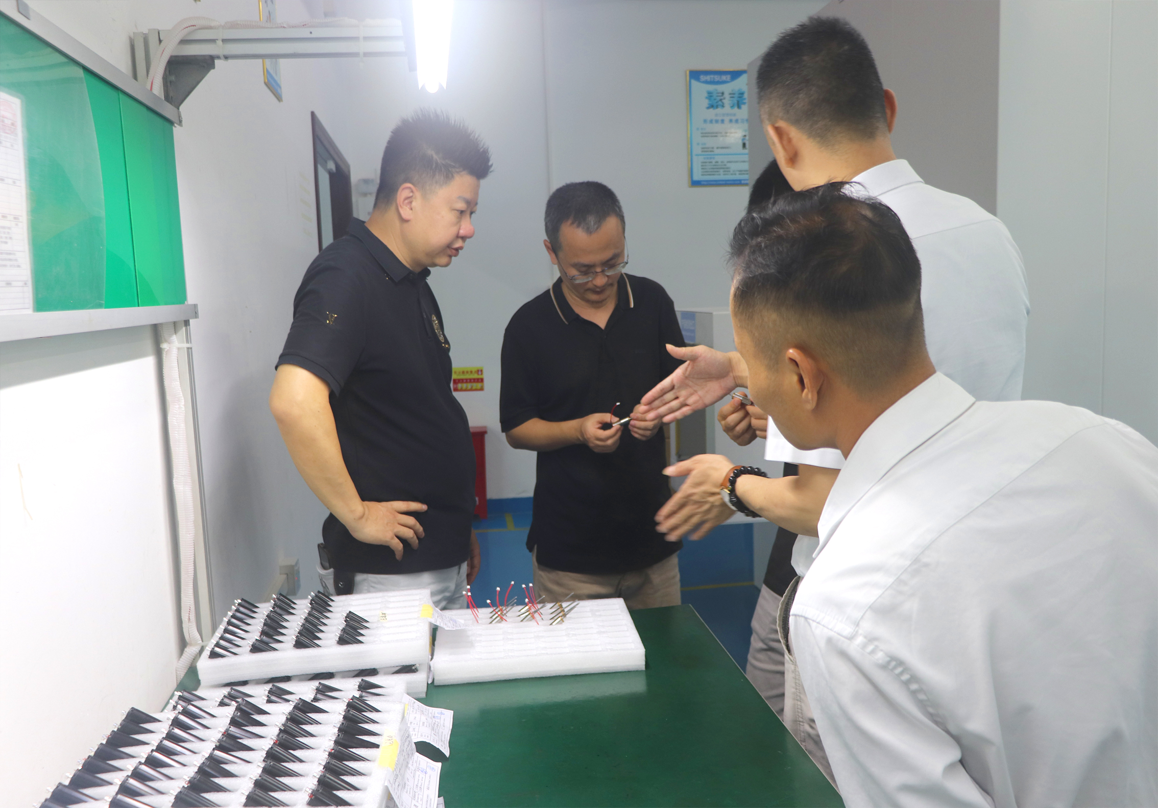 On November 7, 2025, customers from Shenzhen came to visit! On November 7, 2025, customers from Shenzhen came to visit!